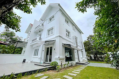 Cho Thuê Biệt Thự Vinhomes Riverside Song Lập Góc | View Sông 300m²