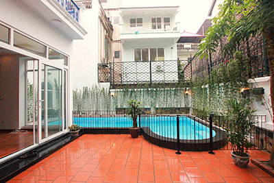 Courtyard and swimming pool 4-bedroom house on Dang Thai Mai