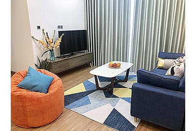 Cozy 02BRs serviced apartment at Vinhomes Metropolis