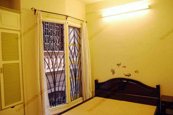 Cozy and Airy 2 bedroom house for rent in Ba Dinh, Furnished, good price 5