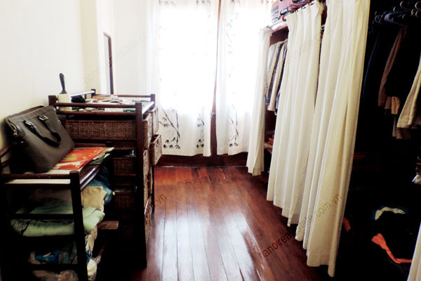 Cozy, style house for rent in Nguyen Cong Tru street, Hai Ba Trung district, Hanoi 21
