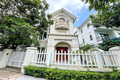 Cho Thuê Biệt Thự Đơn Lập Vinhomes Riverside 270m²: View Ngã 3 Sông, Hầm Karaoke Riêng Biệt