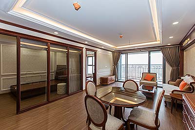 D’Leroi Soleil: Elegant 02BRs apartment, high floor with city view