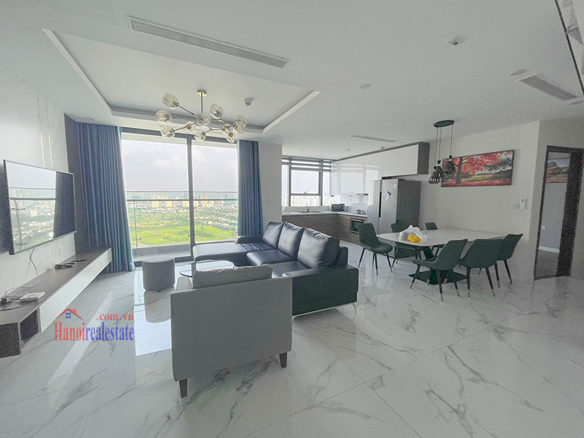 Duplex apartment with 5 bedrooms in Sunshine City complex, golf course view - Ciputra 1