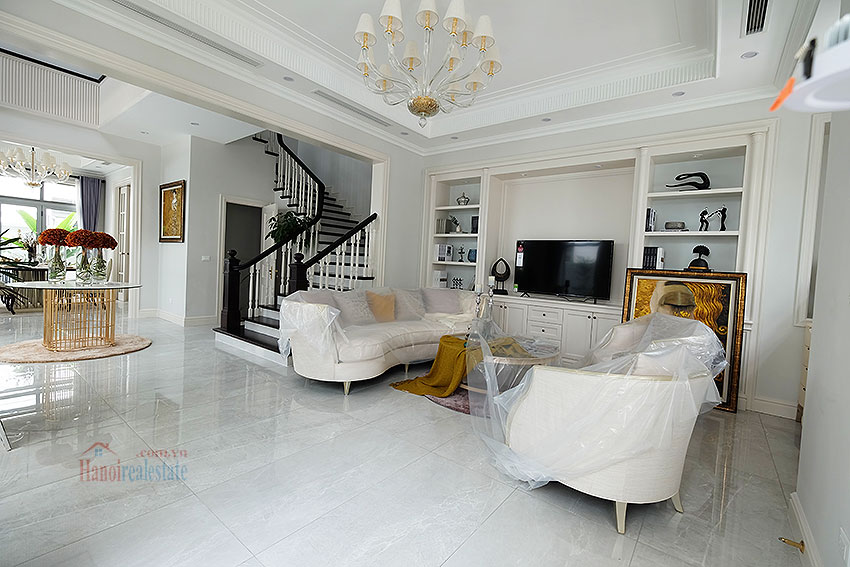 Elegant 03+01BRs villa in The Harmony – Vinhomes Riverside, fully furnished 5