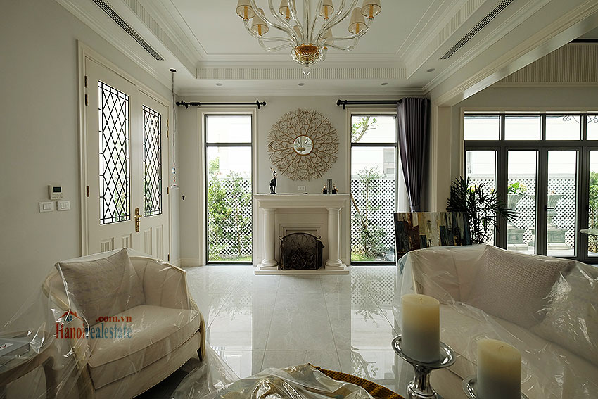 Elegant 03+01BRs villa in The Harmony – Vinhomes Riverside, fully furnished 8