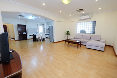 Elegant 2 bedroom apartment on Trieu Viet Vuong Street