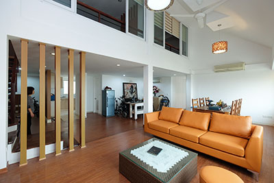 Fabulous Duplex Penthouse 03 bedroom apartment in E Block, Ciputra, high quality full furniture.