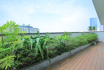 Cho thuê căn hộ 3 phòng ngủ tại Vinhomes Nguyễn Chí Thanh có ban công rộng rãi