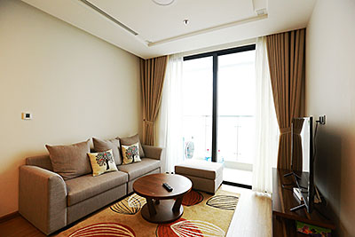Căn hộ đầy đủ nội thất tiện nghi cho thuê tại M2 Vinhomes Metropolis