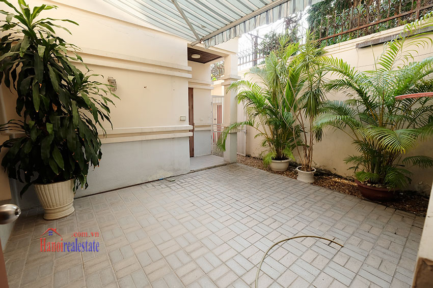 Fully furnished Excutive Villa for rent in Hanoi Oriental Palace. 15