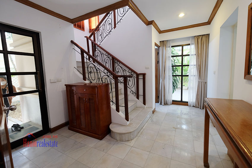 Fully furnished Excutive Villa for rent in Hanoi Oriental Palace. 16