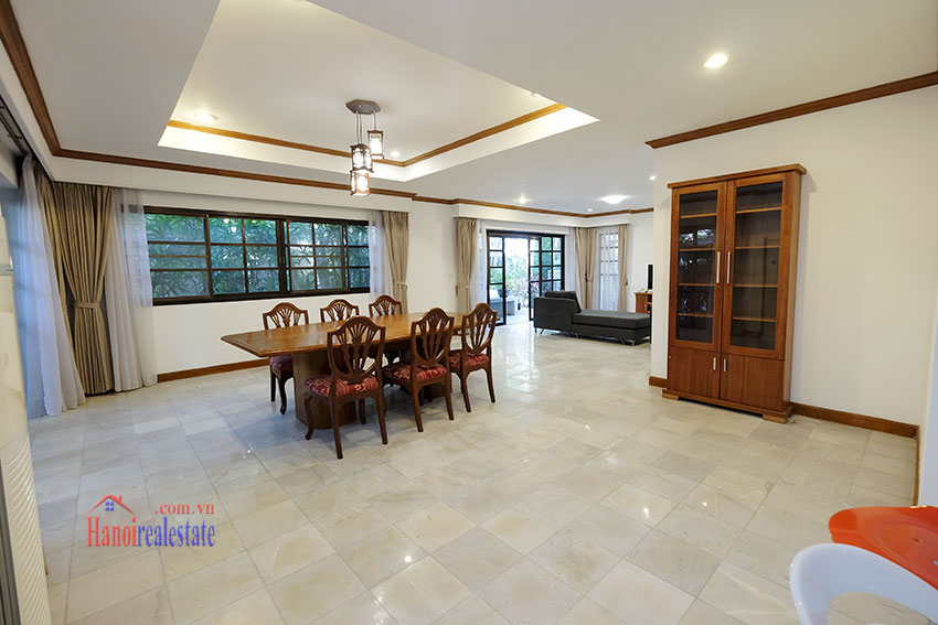 Fully furnished Excutive Villa for rent in Hanoi Oriental Palace. 9