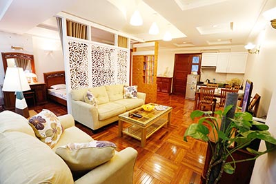 Cho thuê căn hộ dịch vụ 1 phòng ngủ quận Hoàn Kiếm, đủ nội thất xịn