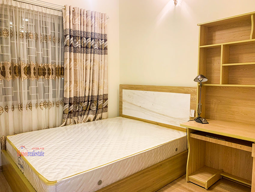 Good condition 3-bedroom apartment on high floor of E4 Ciputra 7