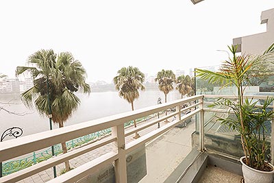 Căn hộ dịch vụ duplex 2 phòng ngủ view hồ cực đẹp trên phố Từ Hoa