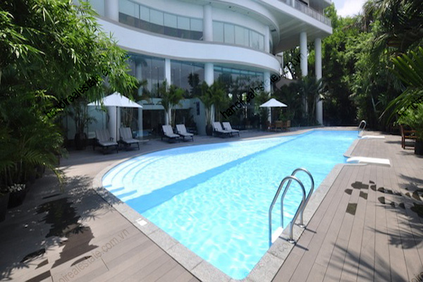 Hanoi Lake View: Serviced apartment has 239 m2 living area