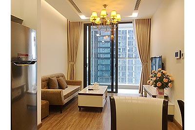 High floor 01BR apartment at Vinhomes Metropolis, balcony 