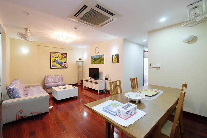 High floor 2-bedroom apartment on Hai Ba Trung Street, Hoan Kiem 3
