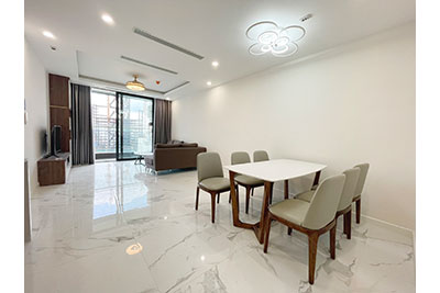 High floor apartment at S1building in Sunshine City Hanoi