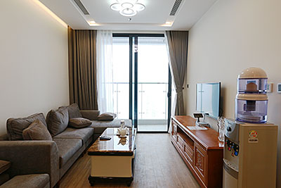 High-floor apartment for single in Block M1, Vinhomes Metropolis