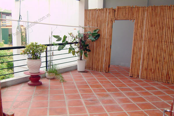 House for rent in Hai Ba Trung Hanoi with nice garden, furnished 11