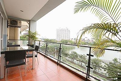 Lake front 02+1BRs duplex apartment on Xuan Dieu with nice terrace