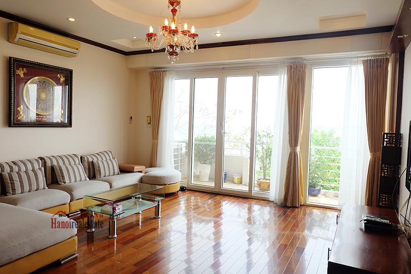 Lake front 04BRs house for rent at Nguyen Dinh Thi St, Ba Dinh District 4