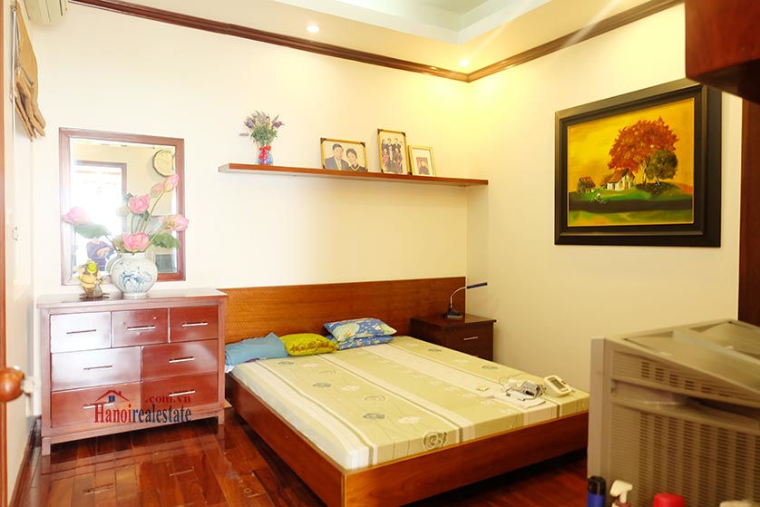 Lake front 04BRs house for rent at Nguyen Dinh Thi St, Ba Dinh District 7