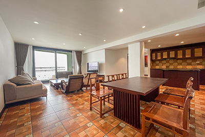 Lake front brand new 3-bedroom apartment on Tu Hoa St, Tay Ho, Hanoi