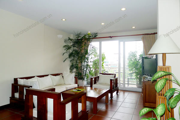 Lake Front Spacious furnished 3 bedroom apartment for rent in Truc Bach 3