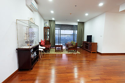 Lake view 03BRs apartment at N03T3A - Ngoai Giao Doan