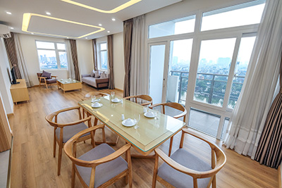 Lake view 3 bedrooms for rent Kim Ma, Ba Dinh