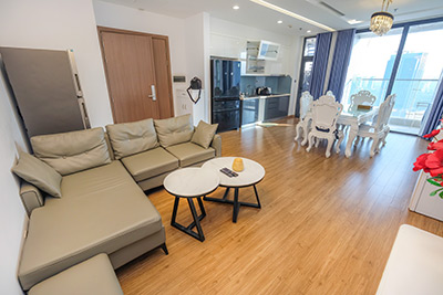 Cho thuê căn hộ 3 phòng ngủ view hồ tại tòa M1, Vinhomes Metropolis, Ba Đình, Hà Nội