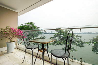 Lake view apartment with 2 bedrooms for rent in Vu Mien , Tay Ho