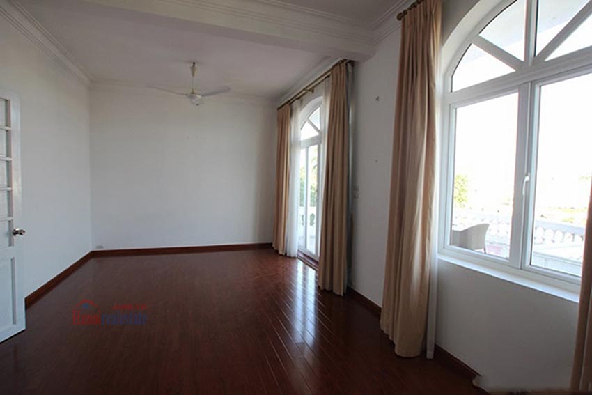 Charming Lake View house for rent in Nghi Tam, Tay Ho, Hanoi 19