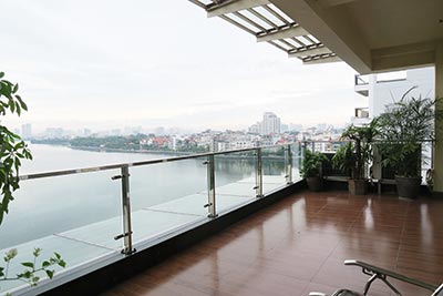 Lakeside Apartment on Xuan Dieu, 3 BR, large Balcony