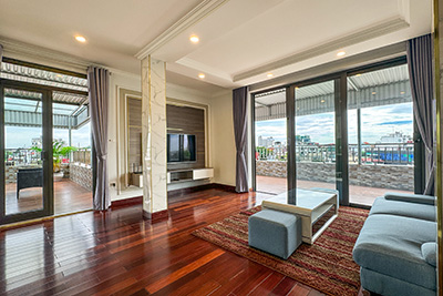 Lakeview  Apartment with Spacious Balcony for Rent in Tay Ho, Hanoi