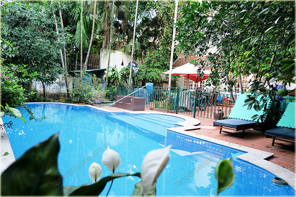 Large Garden Villa with Outdoor Swimming Pool in Tay Ho (West-lake) 4
