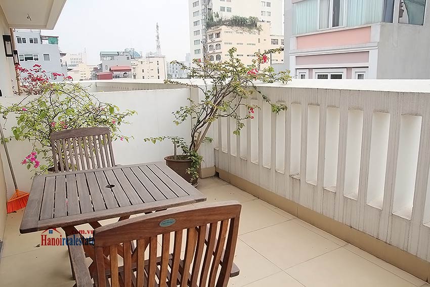 Lovely balcony, serviced 1 bedroom apartment to let in Hoan Kiem, Hanoi 6