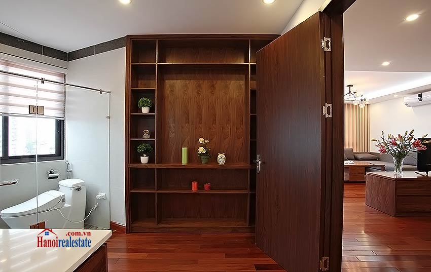 Luxurious 03br apartment in Cau Giay, close to Somerset Hoa Binh 14