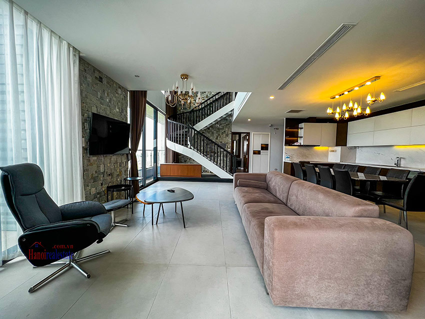 Luxurious 3-bedroom duplex penthouse at Ngoai Giao Doan, open view 3