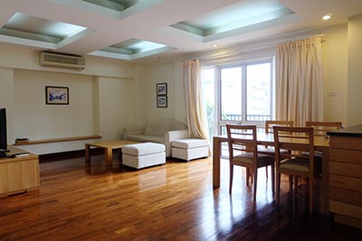 Căn hộ dịch vụ cao cấp 2 phòng ngủ tại Elegant Suites, Hoàn Kiếm Hà Nội