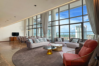 Luxury 3-Bedroom Apartment for Rent in Tay Ho, 475m² West Lake View, Gym and Pool