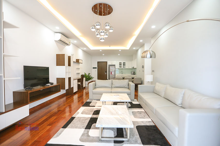 Luxury and modern 03 bedroom apartment for rent in Cau Giay District 3