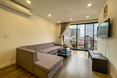 Modern 01 bedroom apartment in lane 31 Xuan Dieu, high floor