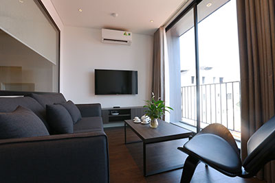 Modern 01BR apartment on Tay Ho Rd, with balcony and brand new