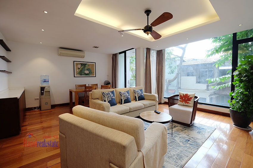 Modern 02-bedroom Apartment with balcony in Truc Bach 5