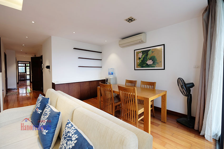 Modern 02-bedroom Apartment with balcony in Truc Bach 8