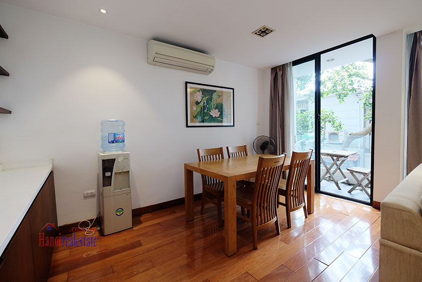 Modern 02-bedroom Apartment with balcony in Truc Bach 9